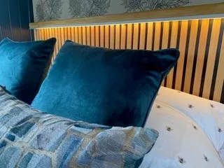 snug water